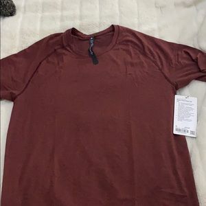 Metal vent tech  short sleeve